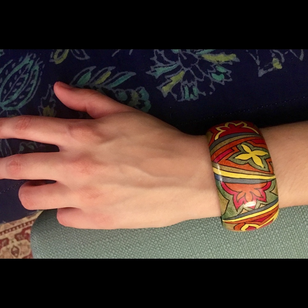 Retro Hand Painted Bangle - Picture 2 of 3